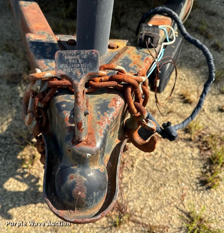 image for item DW1972 1995 Wells Cargo fiber optic splicing trailer