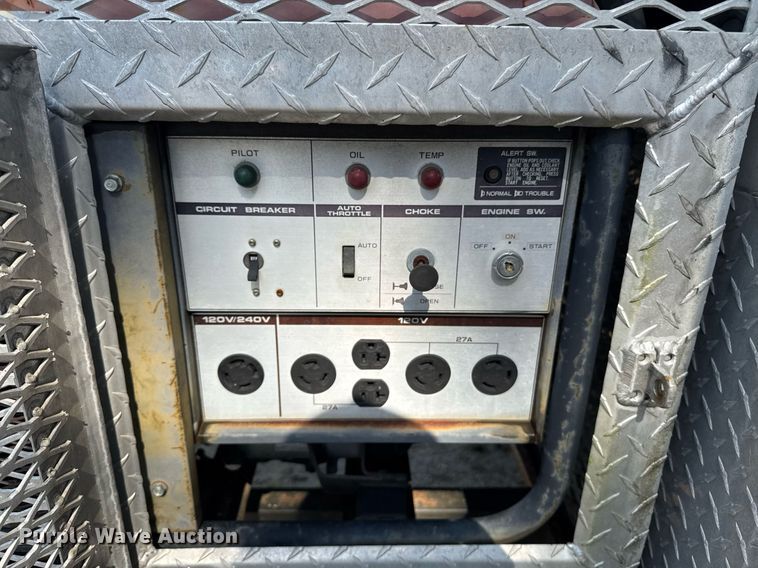 image for item DW1972 1995 Wells Cargo fiber optic splicing trailer