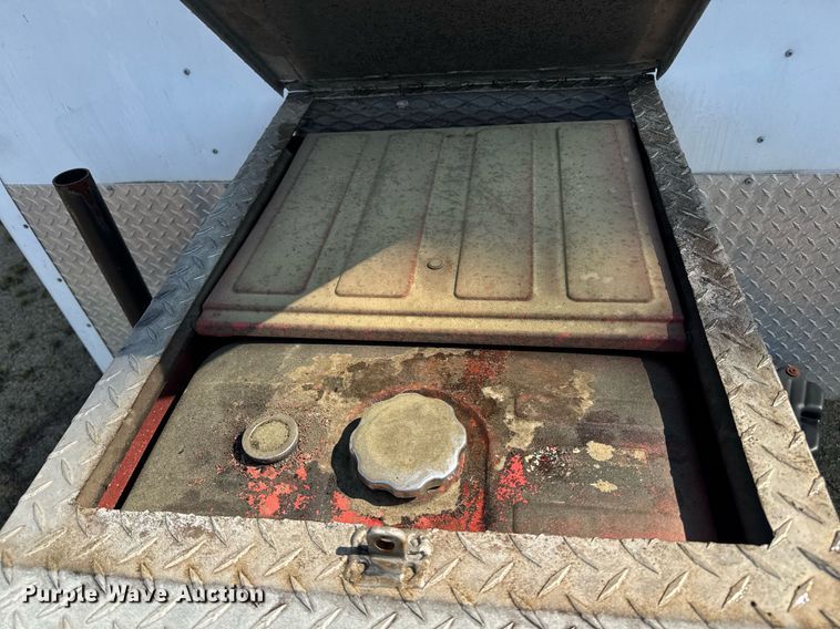 image for item DW1972 1995 Wells Cargo fiber optic splicing trailer