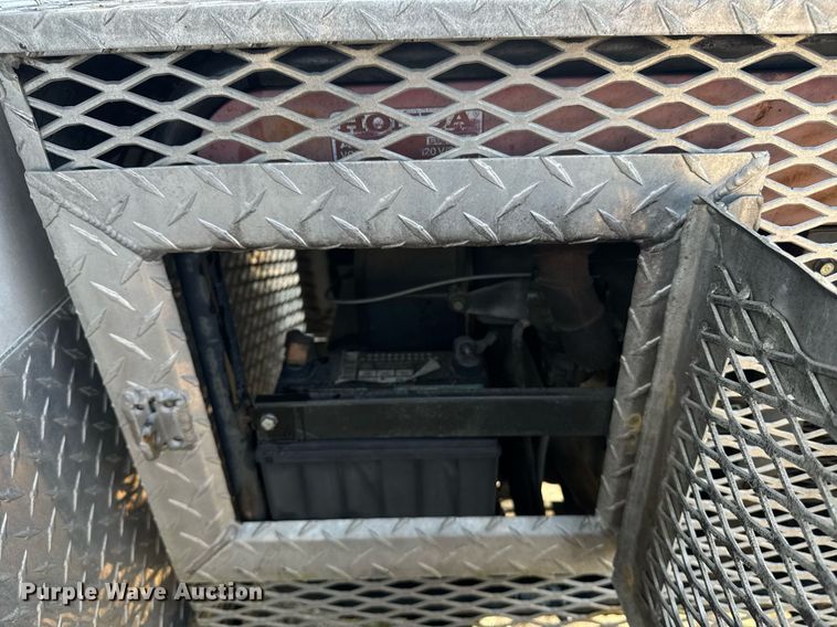 image for item DW1972 1995 Wells Cargo fiber optic splicing trailer