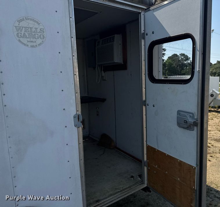 image for item DW1972 1995 Wells Cargo fiber optic splicing trailer