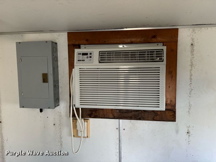 image for item DW1972 1995 Wells Cargo fiber optic splicing trailer