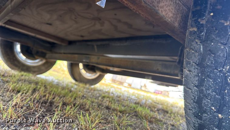 image for item DW1972 1995 Wells Cargo fiber optic splicing trailer