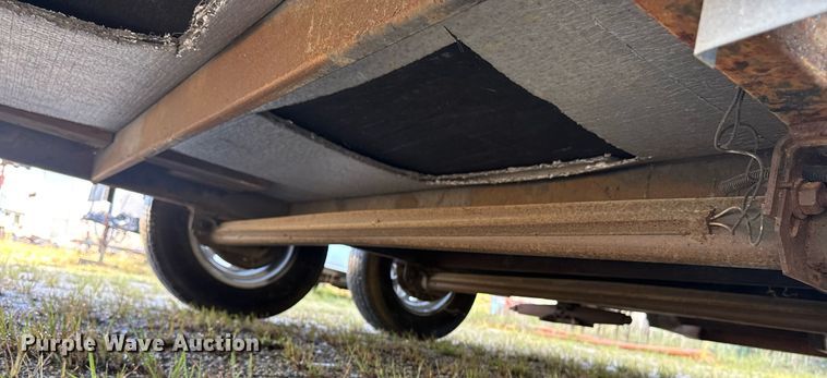 image for item DW1972 1995 Wells Cargo fiber optic splicing trailer