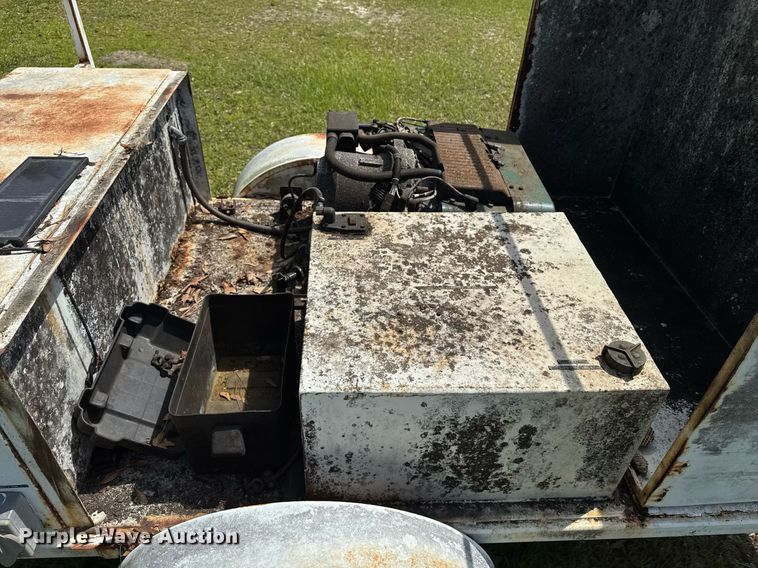 image for item DW1975 Onan Commercial 6500 generator