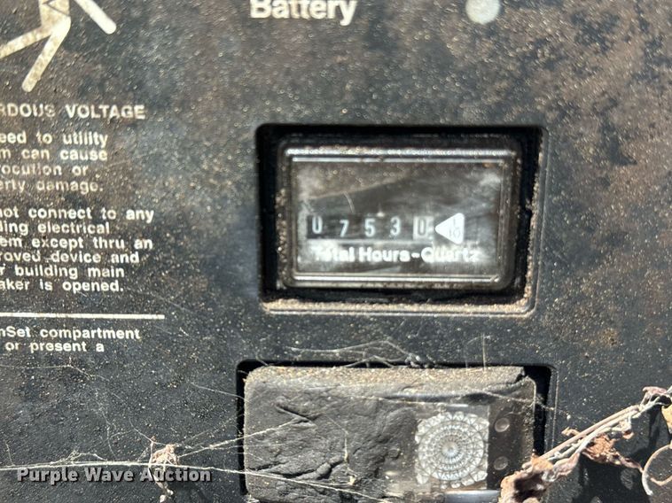 image for item DW1975 Onan Commercial 6500 generator