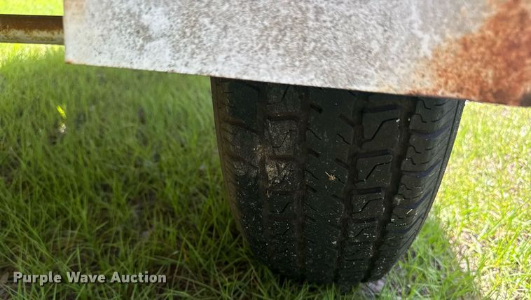 image for item DW1976 Onan Commercial 6500 generator