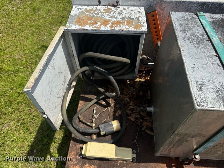 image for item DW1979 Onan 6.5 NHDFB generator