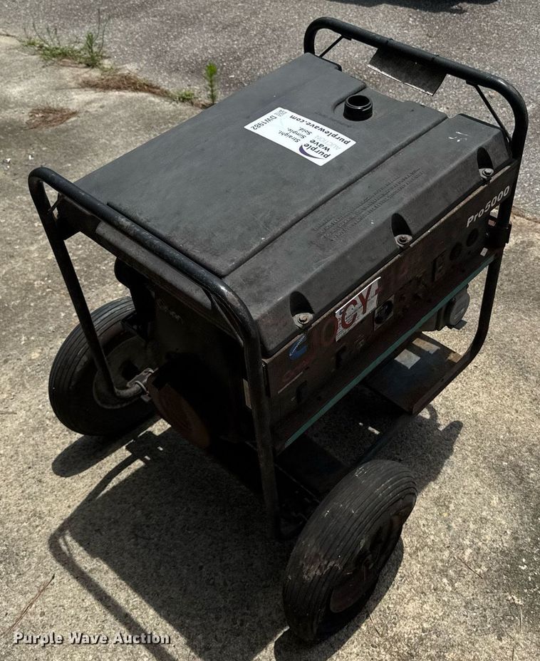 image for item DW1982 Onan Pro 5000 generator