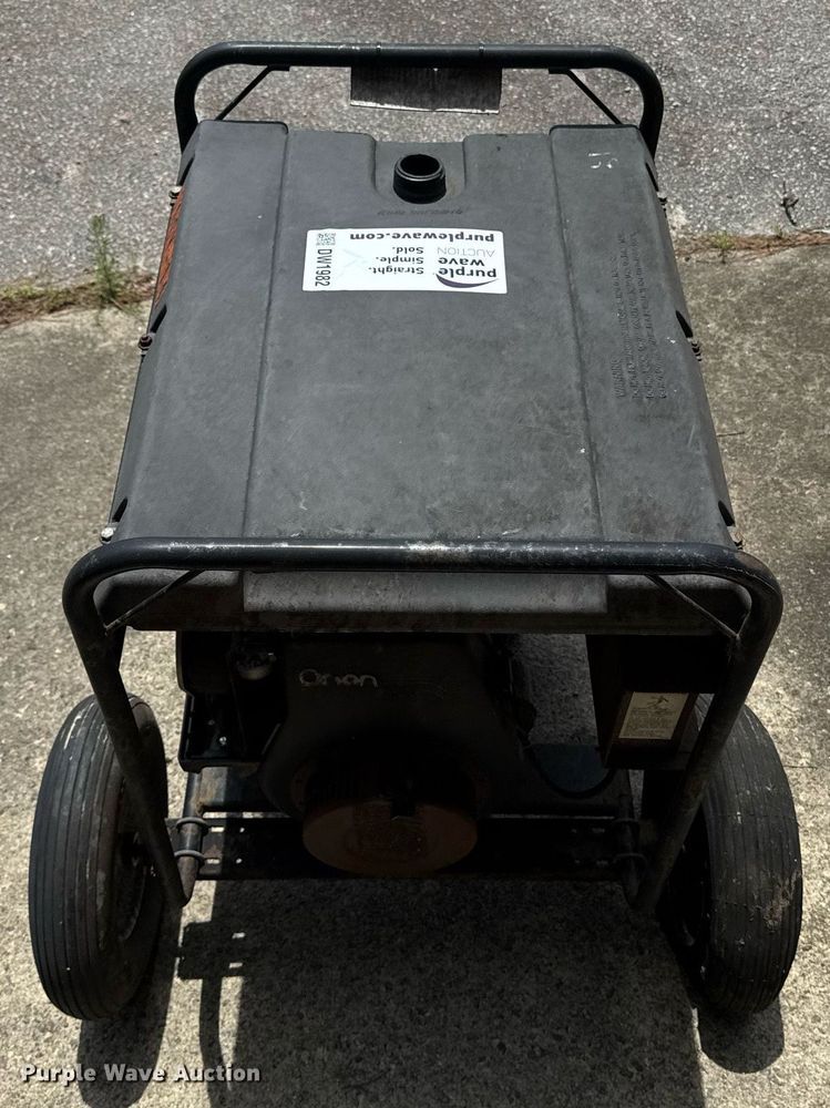 image for item DW1982 Onan Pro 5000 generator