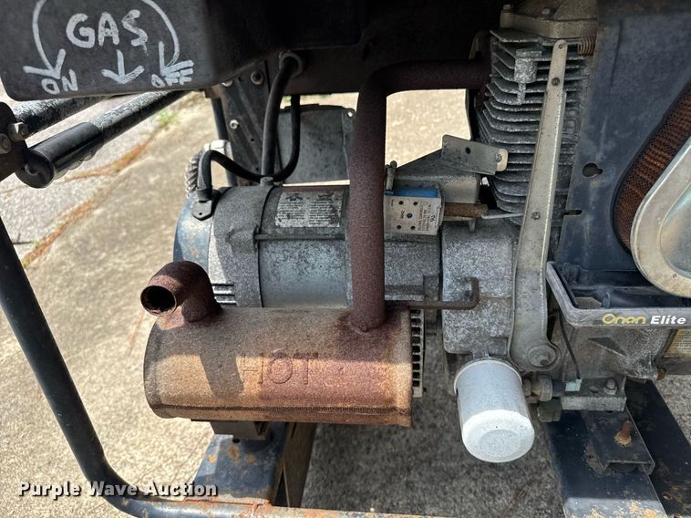 image for item DW1982 Onan Pro 5000 generator