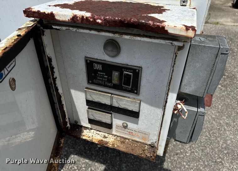 image for item DW1983 Onan 6.5 NHDFB generator