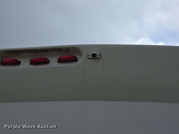 image for item DW7006 2015 Ford F550 XL Super Duty shuttle bus