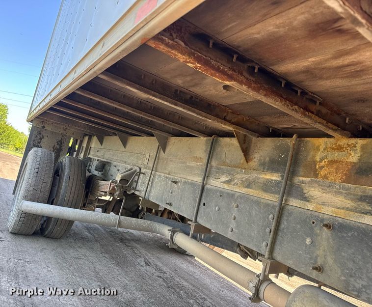 image for item DX8979 2003 Chevrolet C4500 box truck