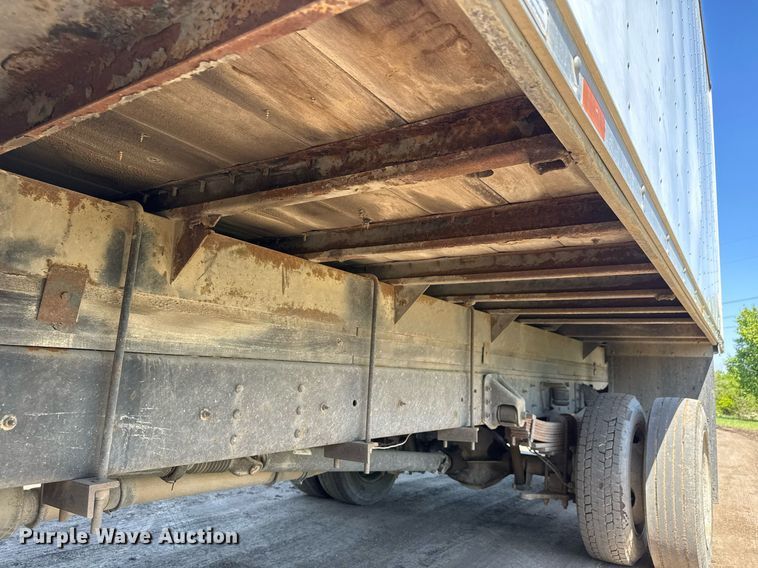 image for item DX8979 2003 Chevrolet C4500 box truck