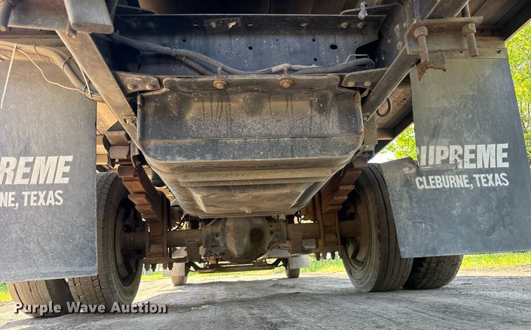 image for item DX8979 2003 Chevrolet C4500 box truck