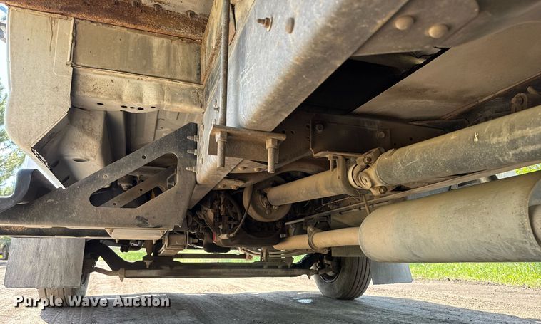 image for item DX8979 2003 Chevrolet C4500 box truck