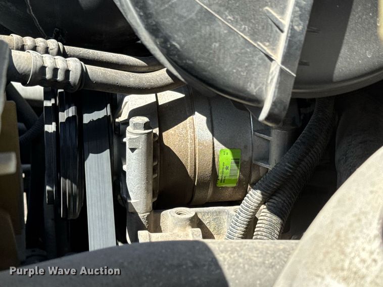 image for item DX8979 2003 Chevrolet C4500 box truck