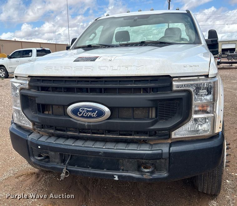 image for item DY2491 2021 Ford F550 Super Duty XL truck cab and chassis