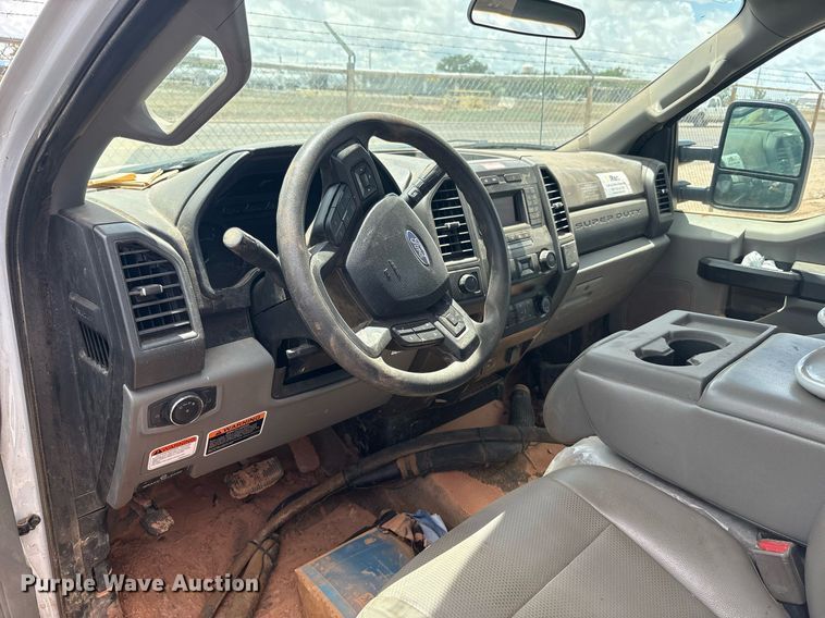 image for item DY2491 2021 Ford F550 Super Duty XL truck cab and chassis