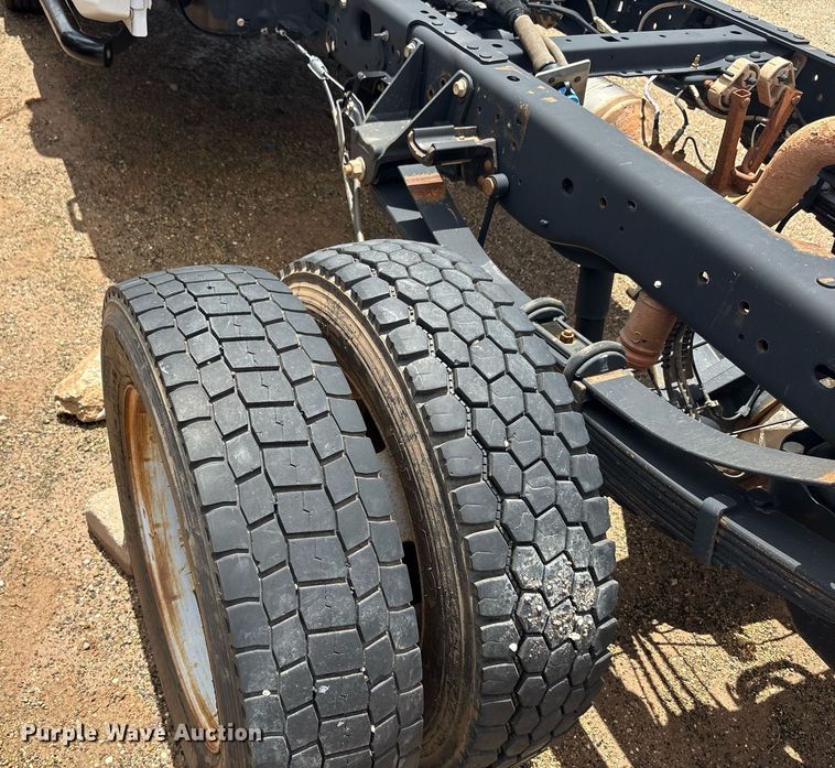 image for item DY2491 2021 Ford F550 Super Duty XL truck cab and chassis