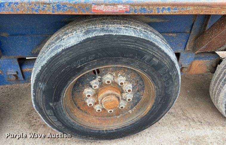 image for item DY2493 2016 Belshe BF9T equipment trailer