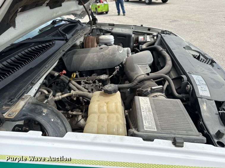 image for item DZ4026 2005 Chevrolet Silverado 1500 pickup truck