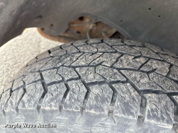 image for item DZ4026 2005 Chevrolet Silverado 1500 pickup truck