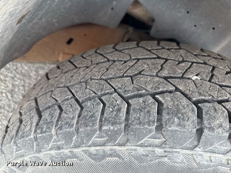 image for item DZ4026 2005 Chevrolet Silverado 1500 pickup truck