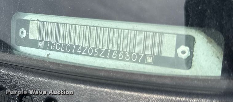 image for item DZ4026 2005 Chevrolet Silverado 1500 pickup truck