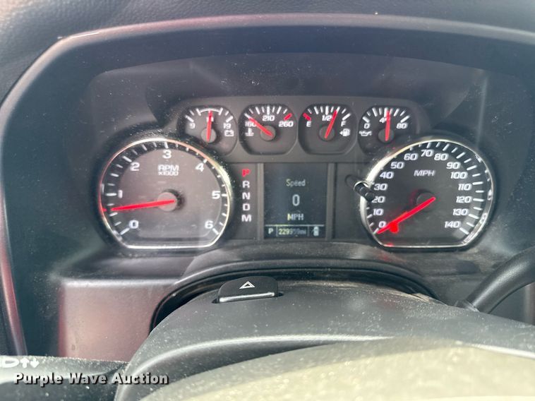 image for item DZ4027 2014 Chevrolet Silverado 1500 Crew Cab pickup truck