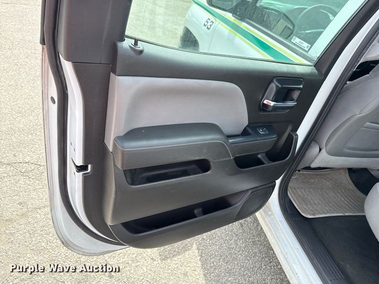 image for item DZ4027 2014 Chevrolet Silverado 1500 Crew Cab pickup truck