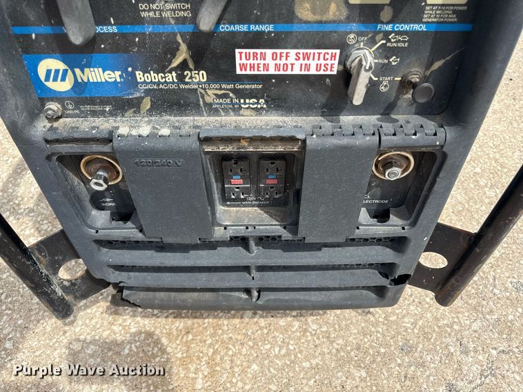 image for item DZ4028 Miller Bobcat 250 welder/generator