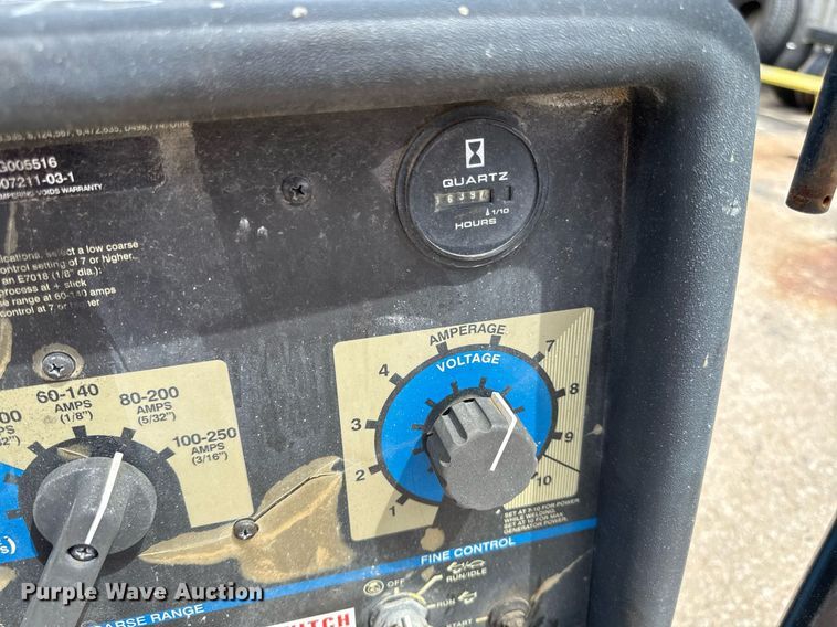 image for item DZ4028 Miller Bobcat 250 welder/generator