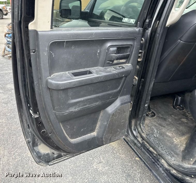 image for item DZ4029 2012 Dodge Ram 1500 Quad Cab pickup truck