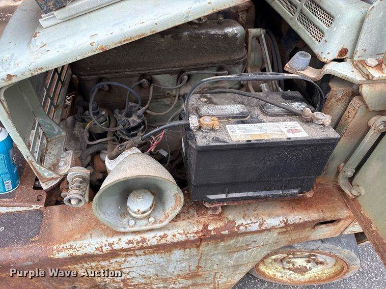 image for item DZ4030 Clark C500-45 forklift