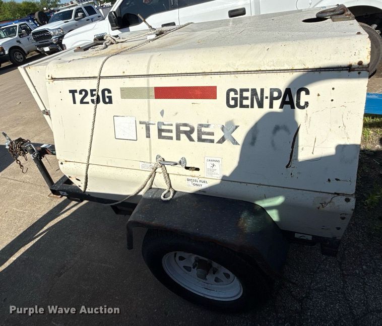 image for item DZ4049 Terex T25G generator