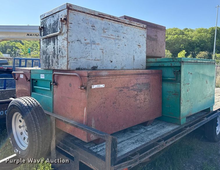 image for item DZ4050 (10) toolboxes