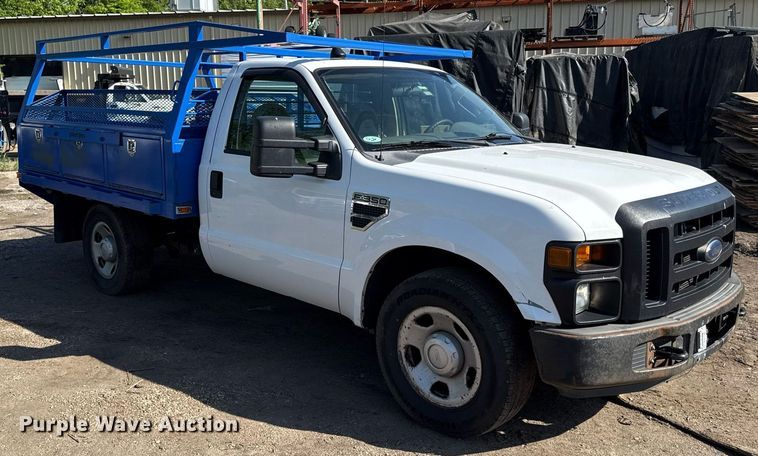 image for item DZ4053 2008 Ford F350 Super Duty flatbed pickup truck