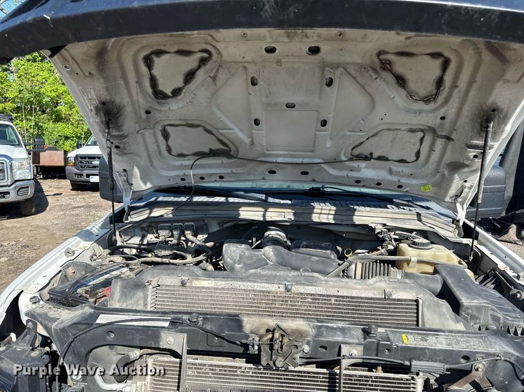 image for item DZ4053 2008 Ford F350 Super Duty flatbed pickup truck