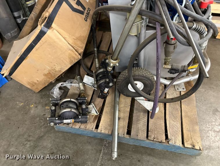 image for item DZ4055 Rhino Pro HP21 bed liner applicator