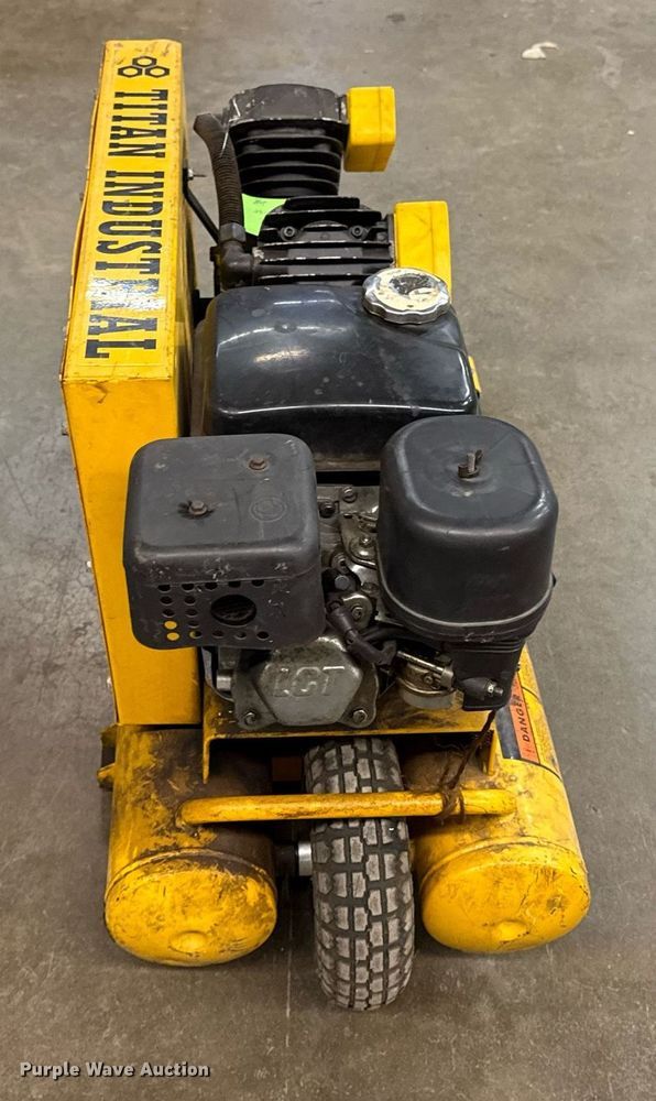 image for item DZ4057 (3) air compressors