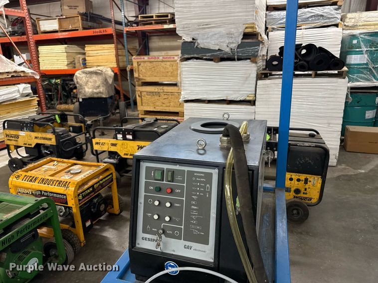 image for item DZ4059 2005 Gesipa Gav 7000 riveting machine