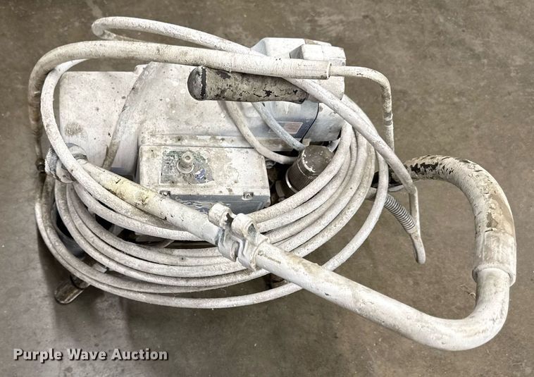 image for item DZ4062 (4) paint sprayers