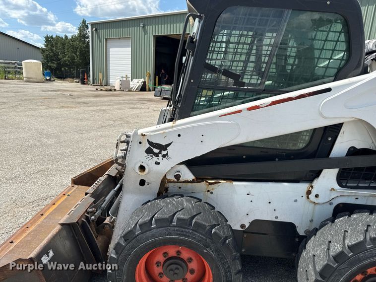image for item DZ4085 2012 Bobcat S650 skid steer loader
