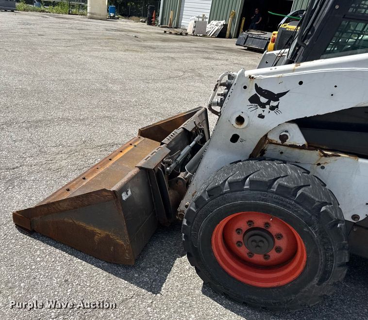 image for item DZ4085 2012 Bobcat S650 skid steer loader