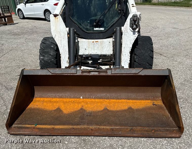 image for item DZ4085 2012 Bobcat S650 skid steer loader