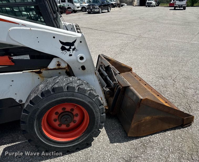 image for item DZ4085 2012 Bobcat S650 skid steer loader