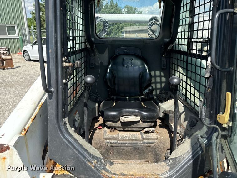 image for item DZ4085 2012 Bobcat S650 skid steer loader