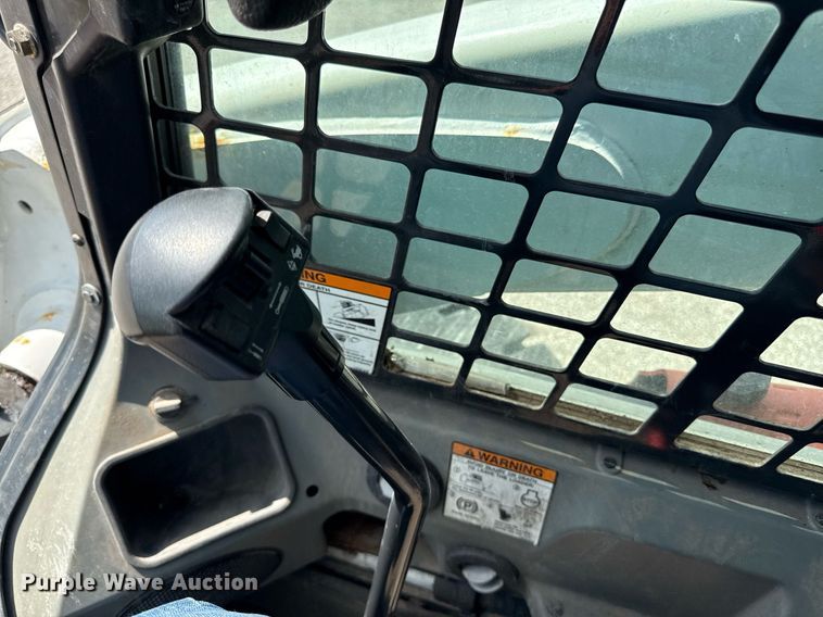 image for item DZ4085 2012 Bobcat S650 skid steer loader